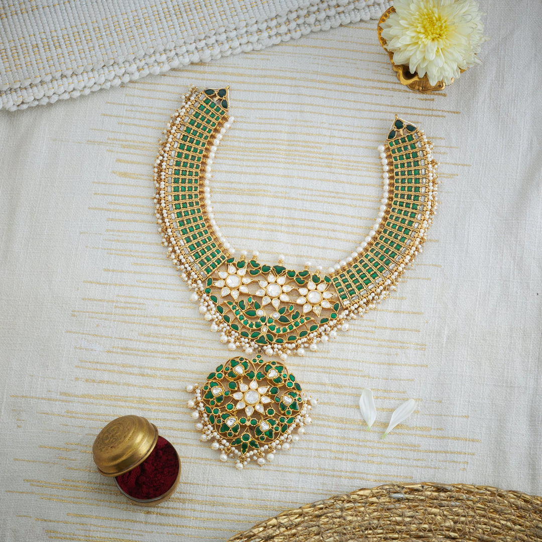 Aarika Phool Kundan Necklace