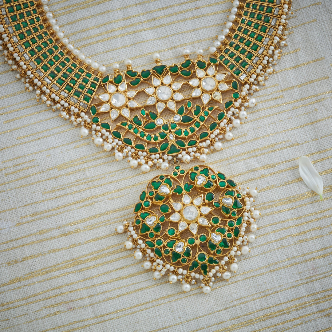 Aarika Phool Kundan Necklace