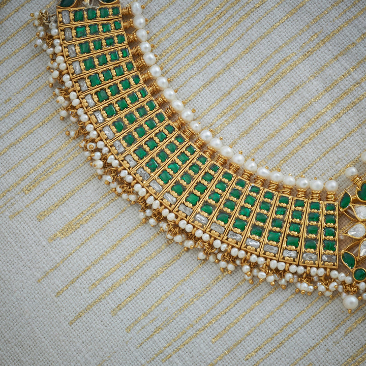 Aarika Phool Kundan Necklace