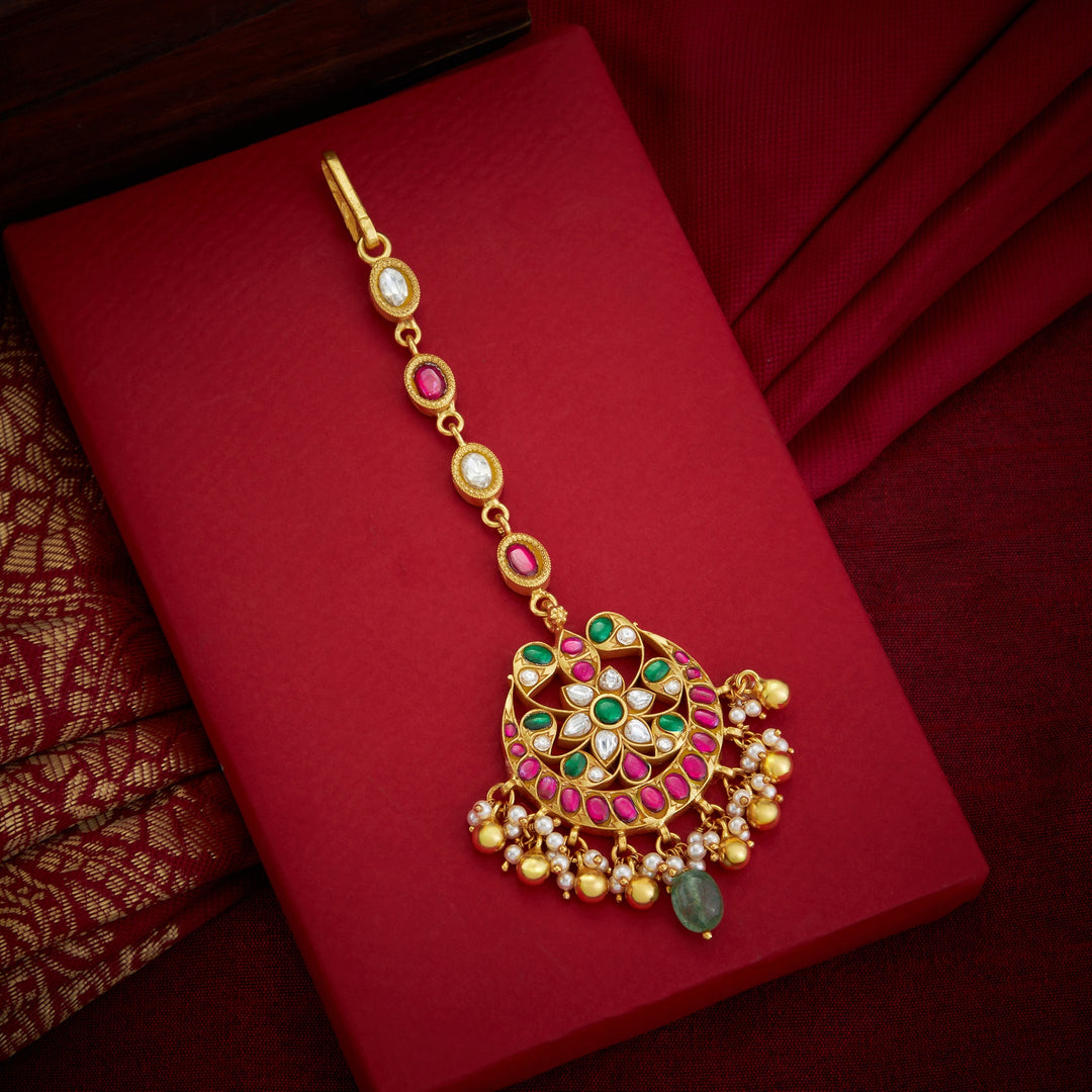 Chandra-Padma Kundan Maang Tikka