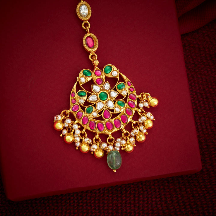 Chandra-Padma Kundan Maang Tikka