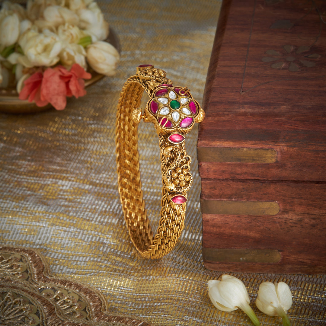 Mayoori-Phool Nakshi Kada