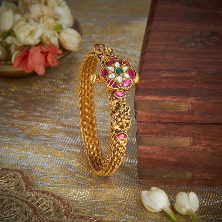 Mayoori-Phool Nakshi Kada