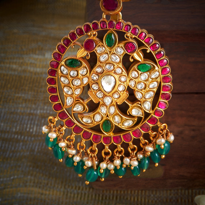 Chakra-Berunda Kundan Pendant