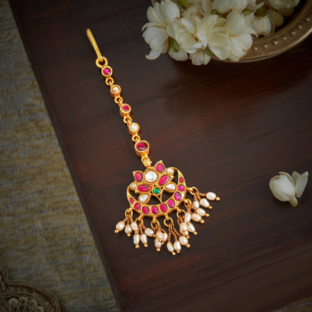 Kumudini Kundan Maang Tikka