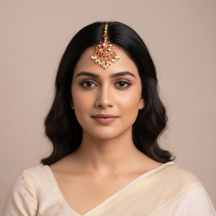 Kumudini Kundan Maang Tikka