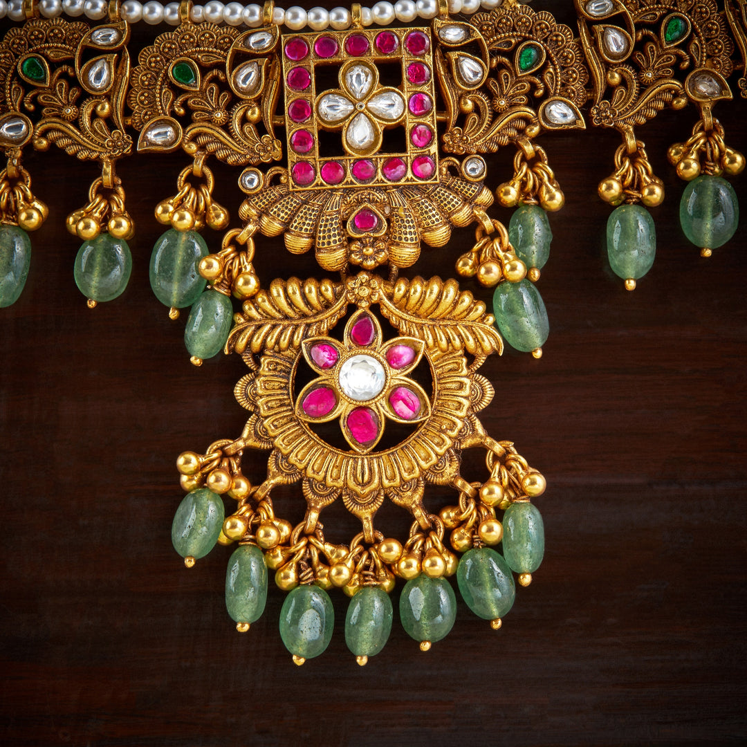 Gulnaar Nakshi Choker