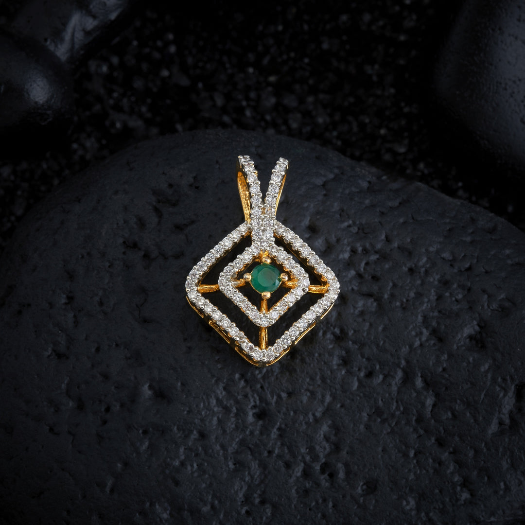Queen'CZ Pendant Set
