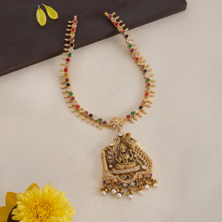 Sarini Lakshmi Short Necklace