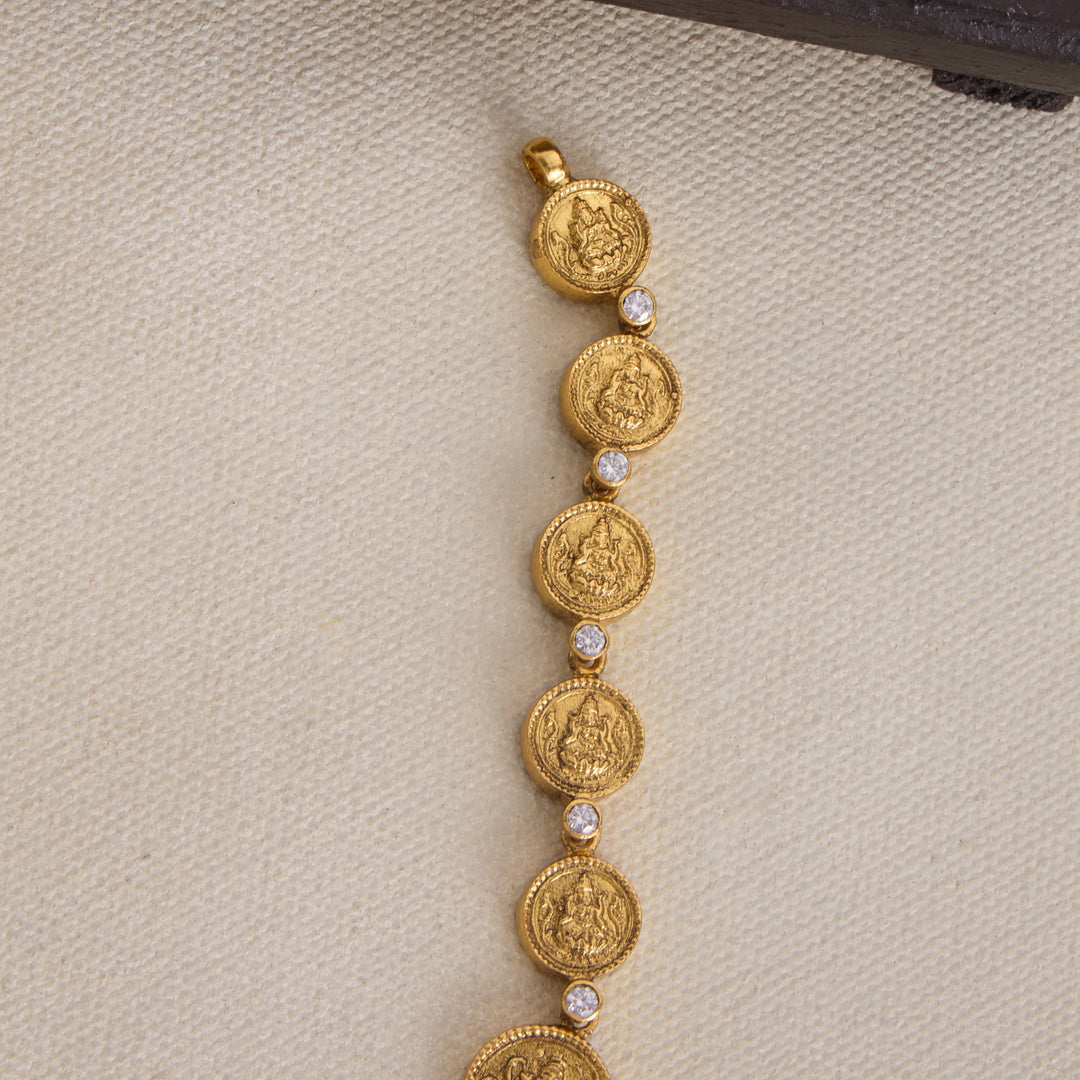 Driti Ratna Short Necklace