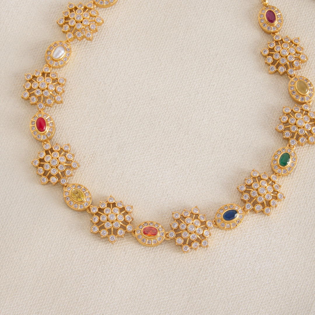 Tanuvi Short Necklace