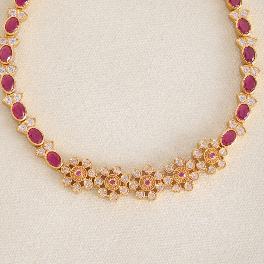 Suhani Phool Short Necklace