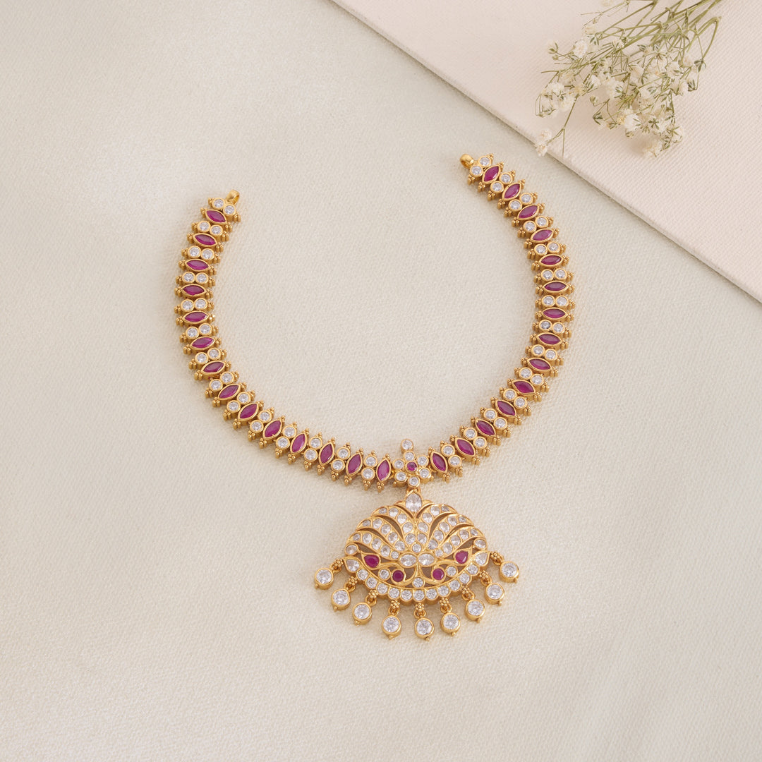 Raina Rajwadi Short Neecklace