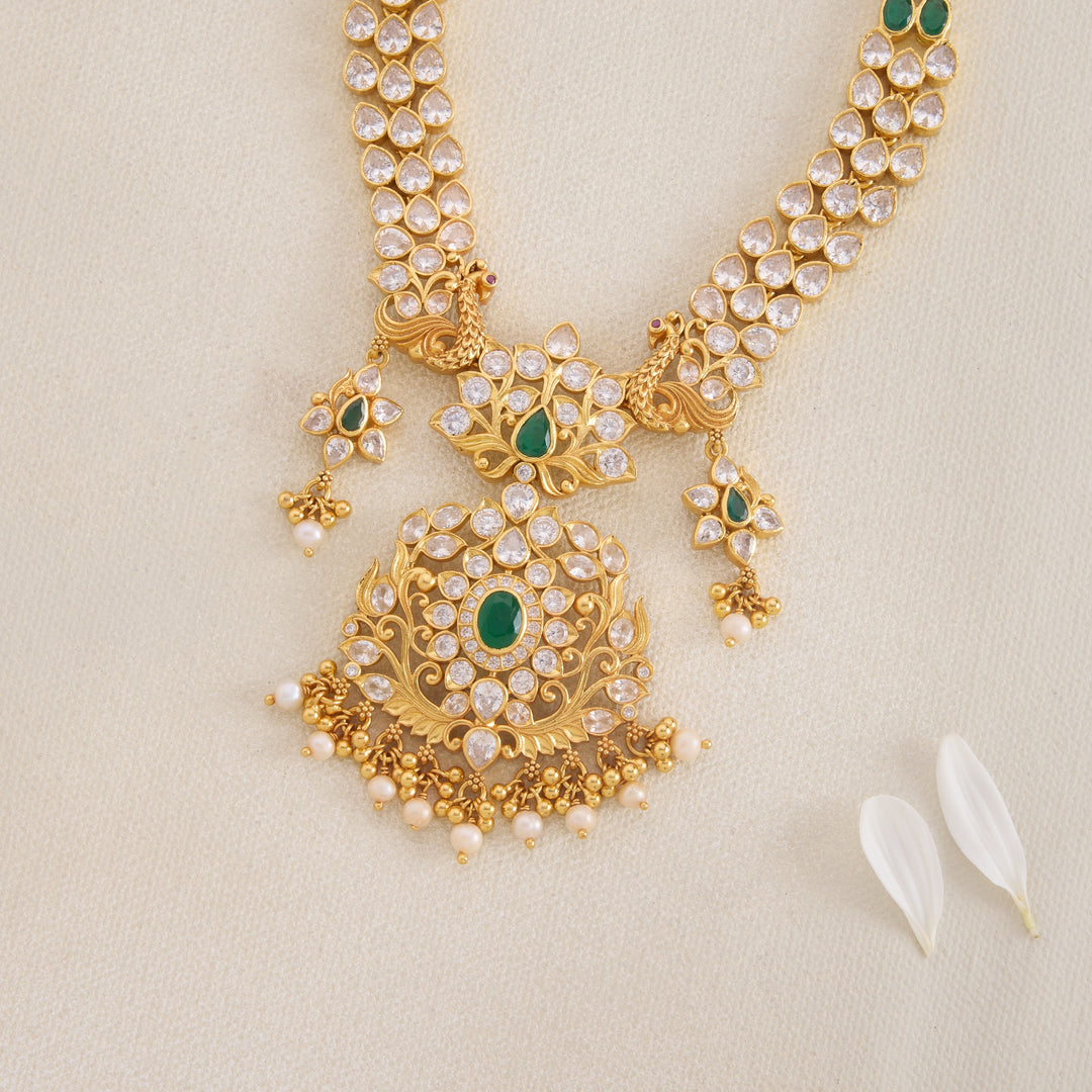 Taru Glitter Short Necklace