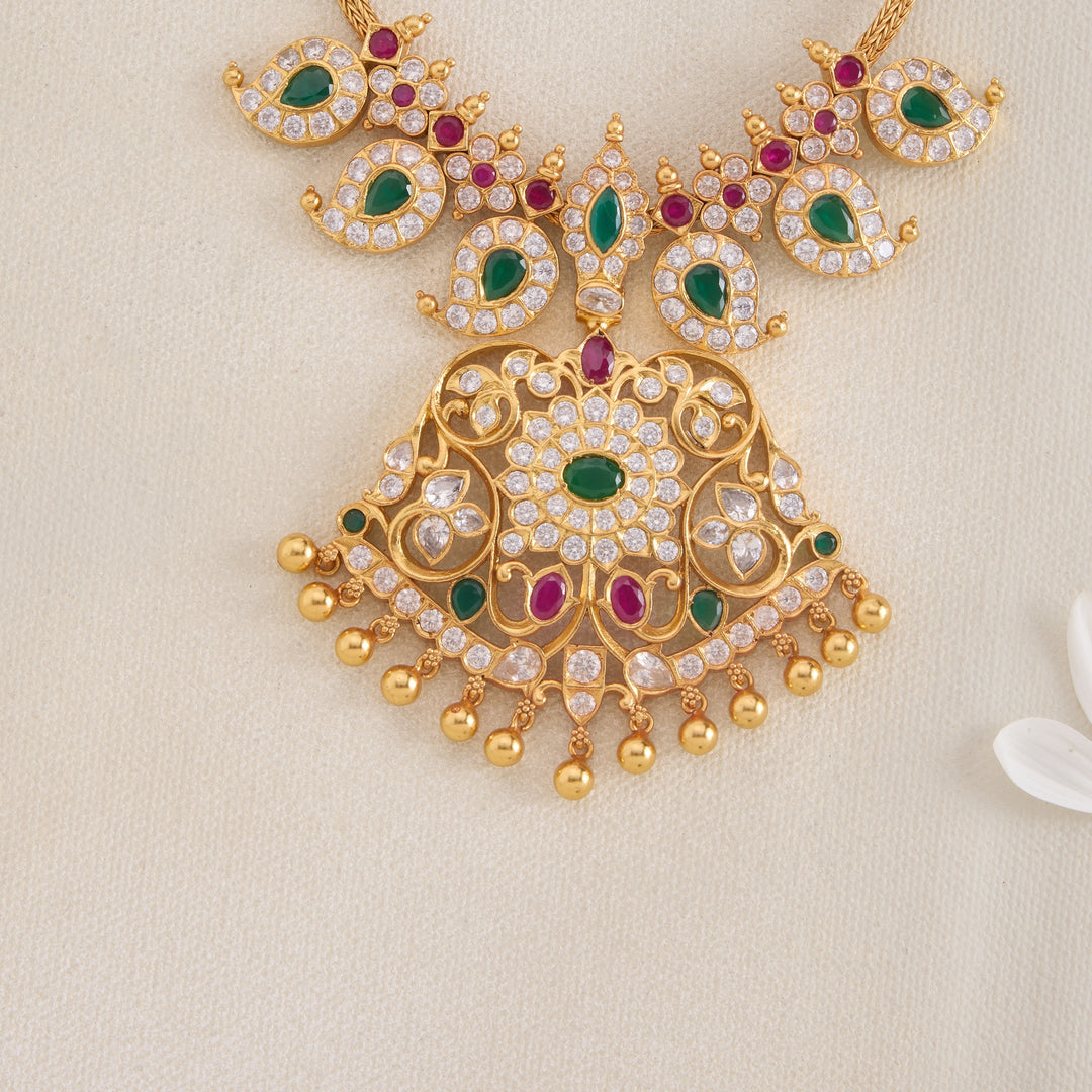 Nayra Mango Short Necklace