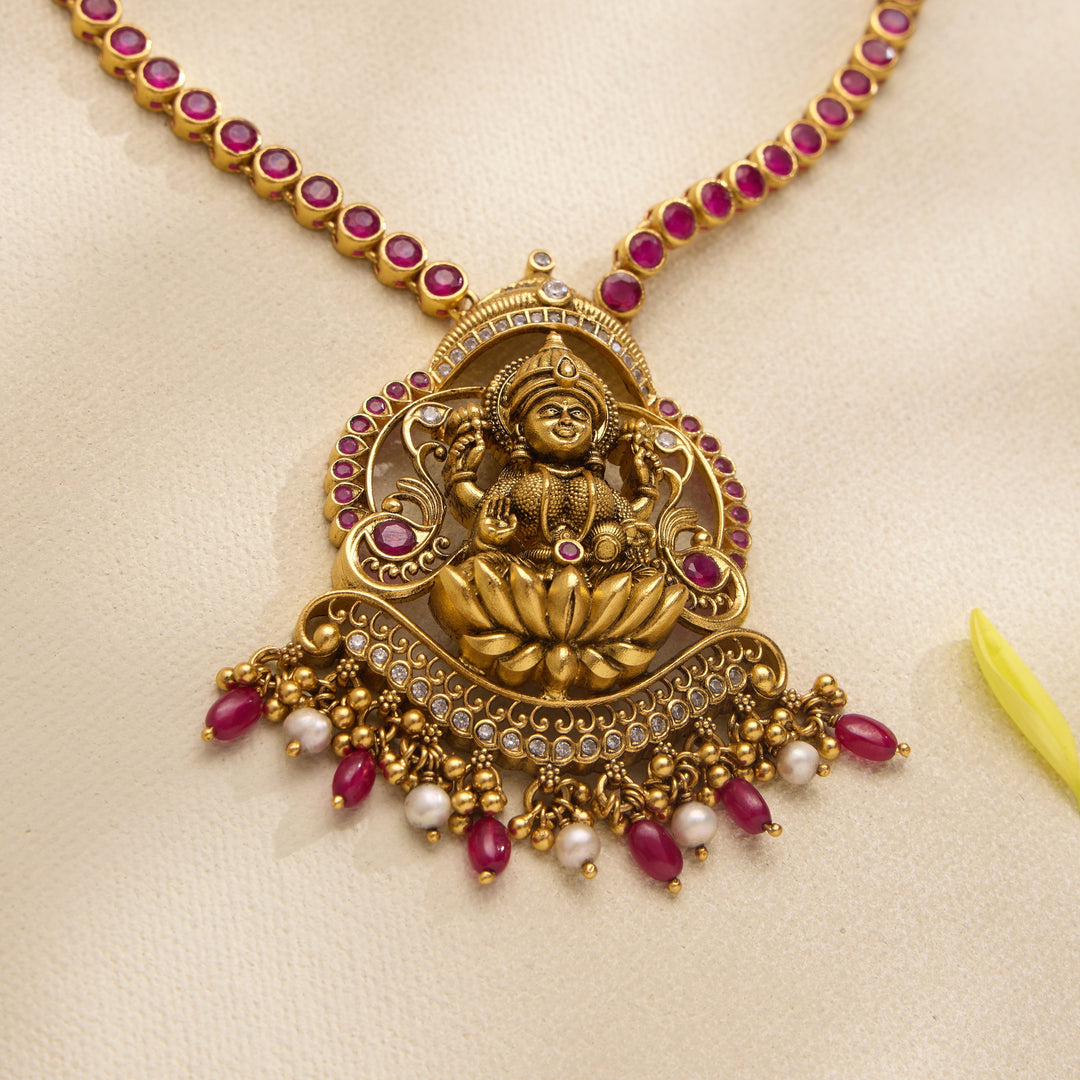 Moksha Ruh Short Necklace