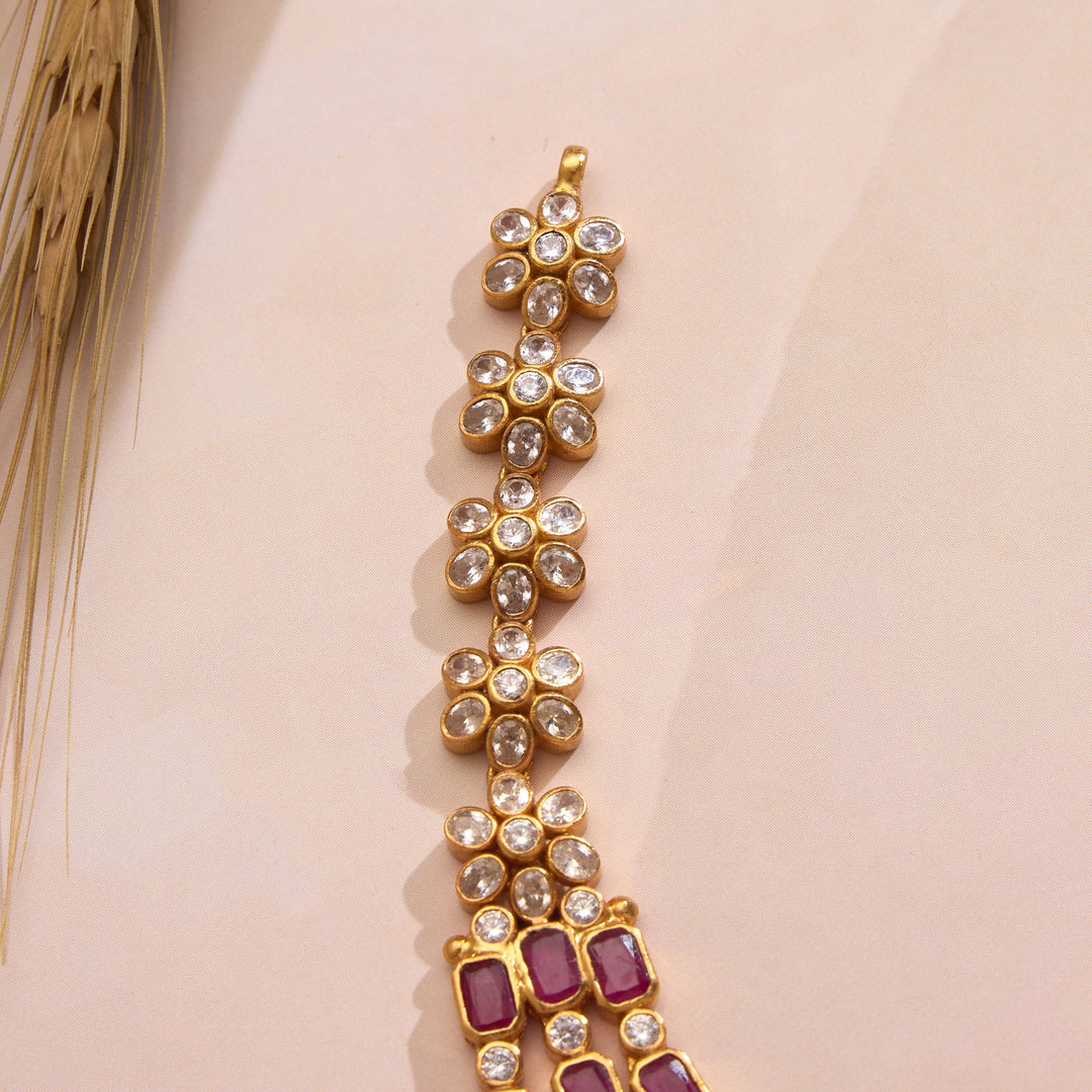 Svara Ladi Short Necklace