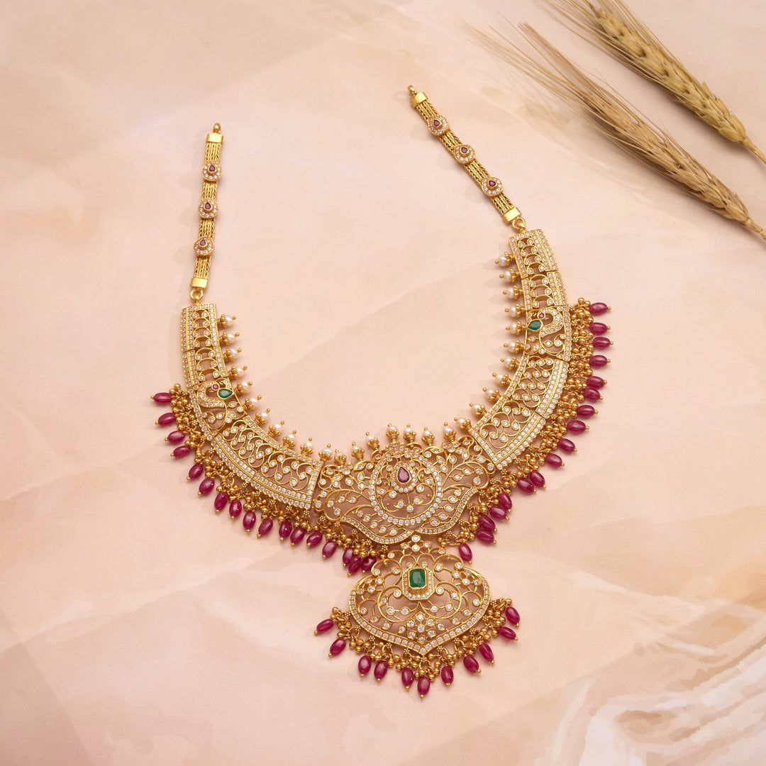 Tiyara Short Necklace