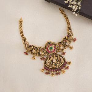 Madhubala Short Necklace