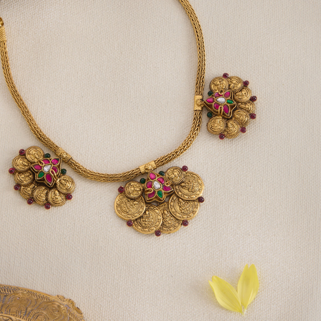 Sri Sundari Kasau Necklace