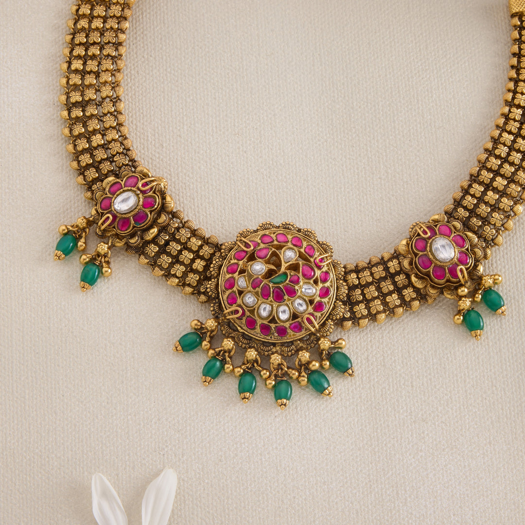 Ruva Kundan Choker