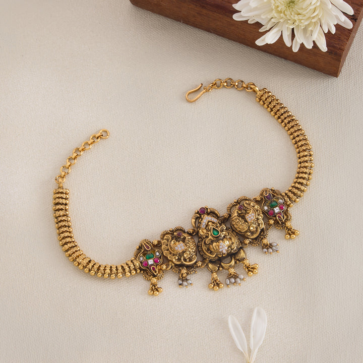 Neel Kamala Choker