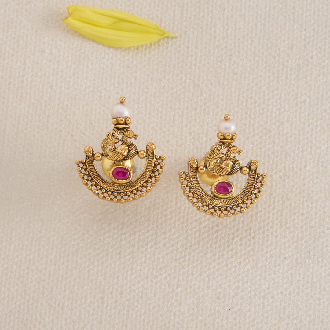 Padmira Necklace Set