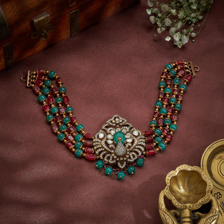 Crown Plumisse Choker