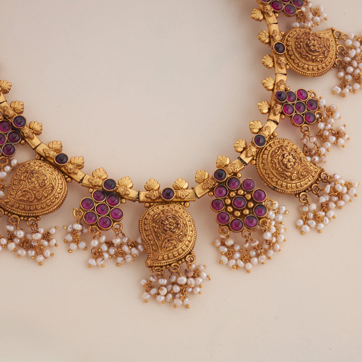 Phool Amrakriti Necklace