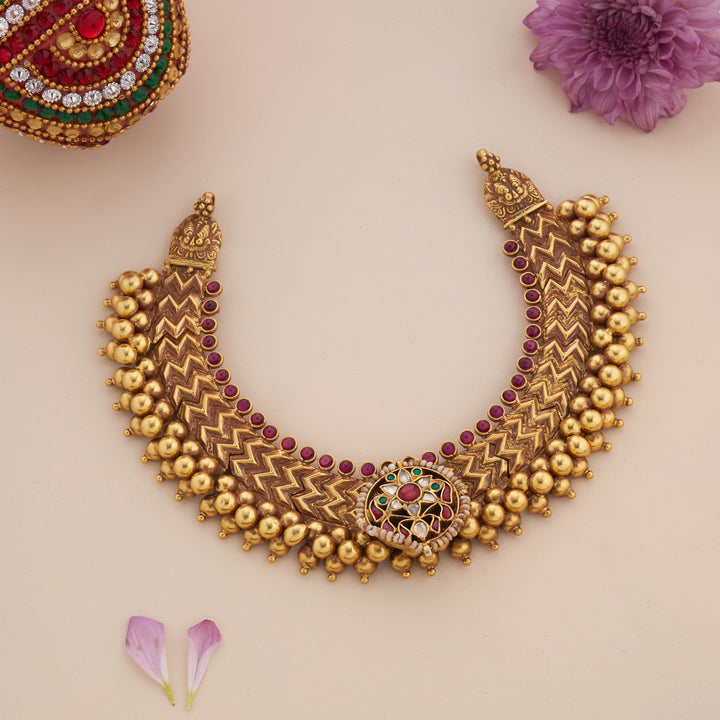 Svara Kundan Short Necklace