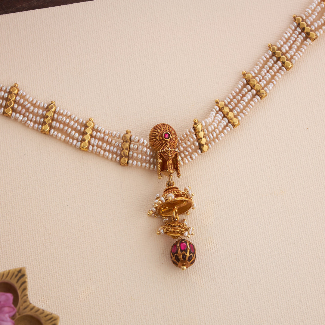 Swarna Ratna Choker