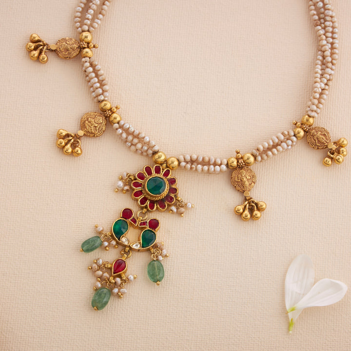 Kundé Pearlivana Necklace