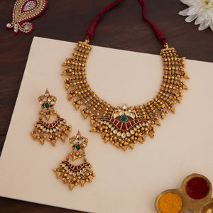 Amraprava Necklace Set