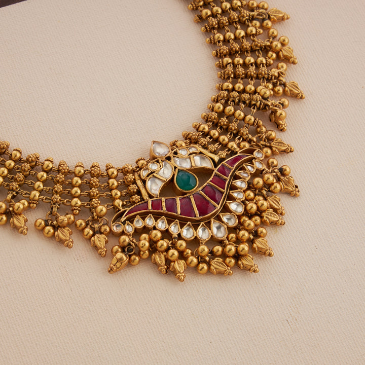 Amraprava Necklace Set