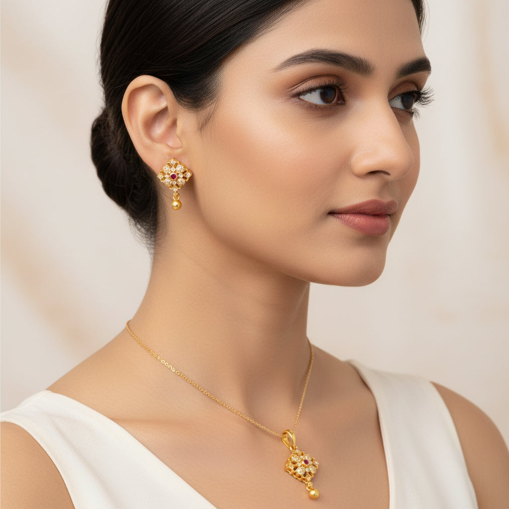 Siri-Blossom Stone Pendant Set