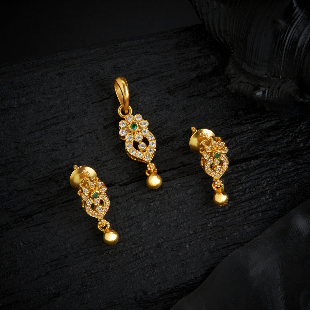 Pushkara Stone Pendant Set