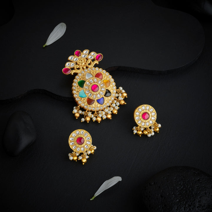 Navaratna Kundan Pendant Set