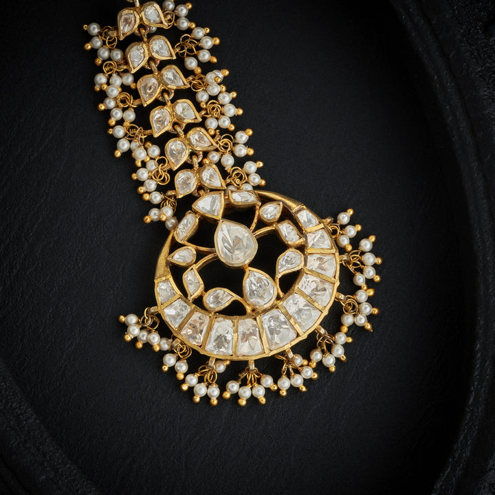 Queen’s Moissanite Tikka