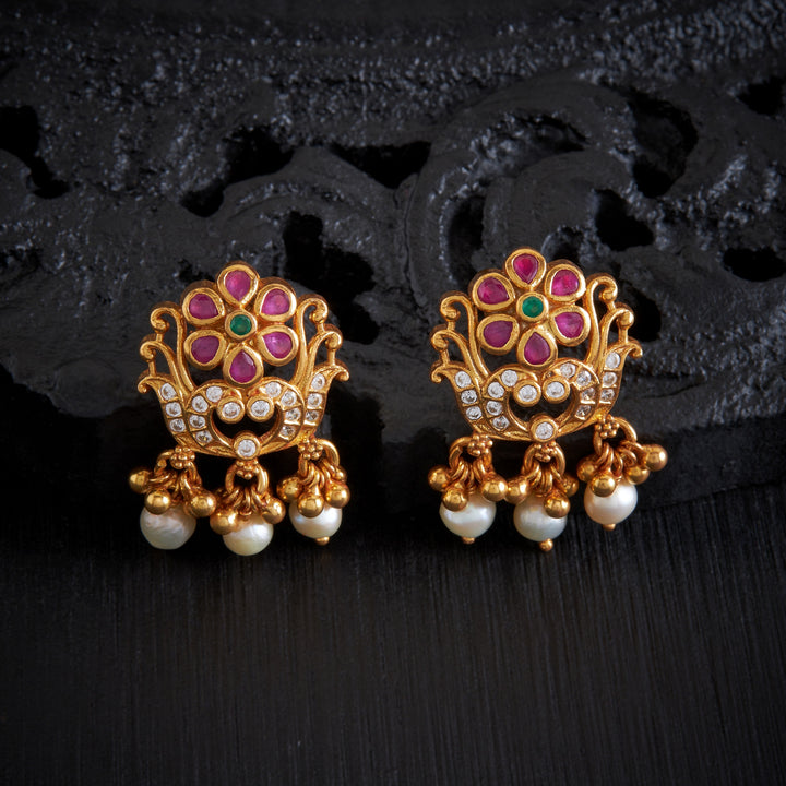 Mandara Pearl Stone Studs