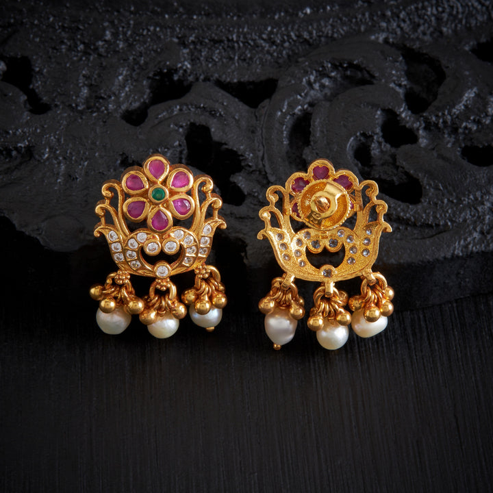 Mandara Pearl Stone Studs
