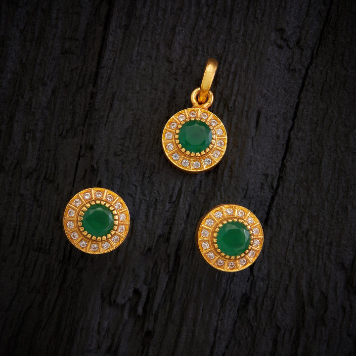 Navilu Charm Stone Pendant Set