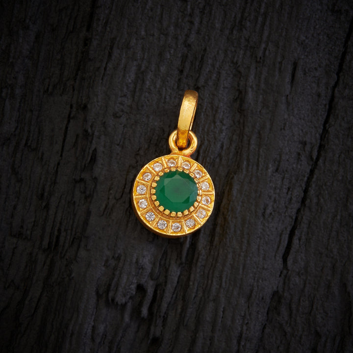 Navilu Charm Stone Pendant Set