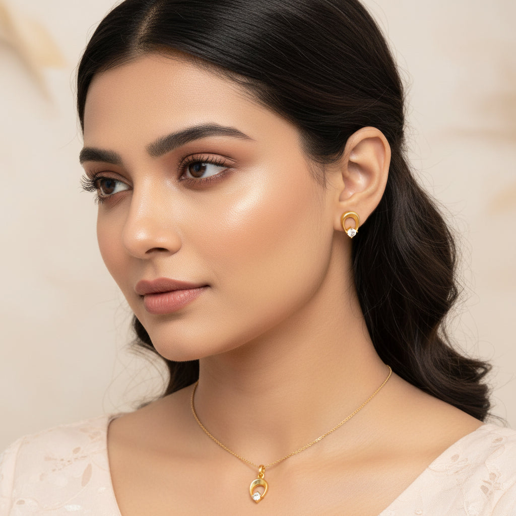 Ojas Spark Stone Pendant Set