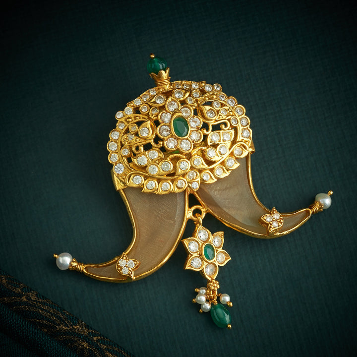 Avenra Stone Pendant