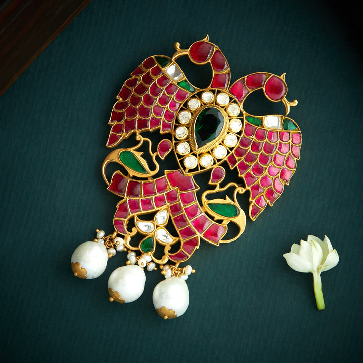 Garudavira Kundan Pendant