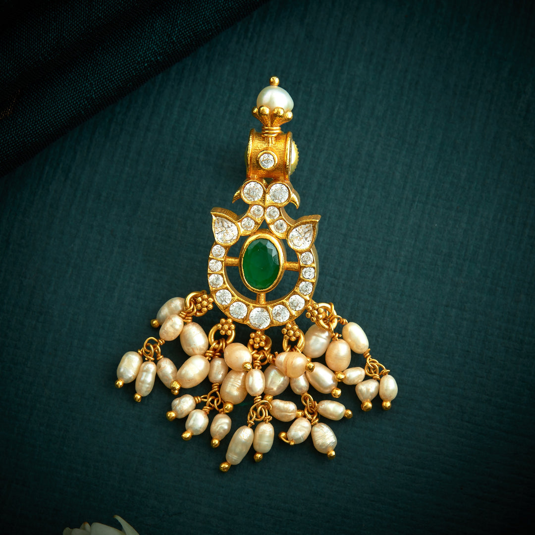 Kairya Gutta Pasalu Danglers