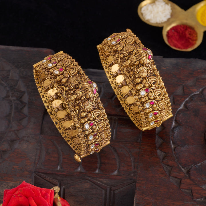 Shree Panchajanya Bangles