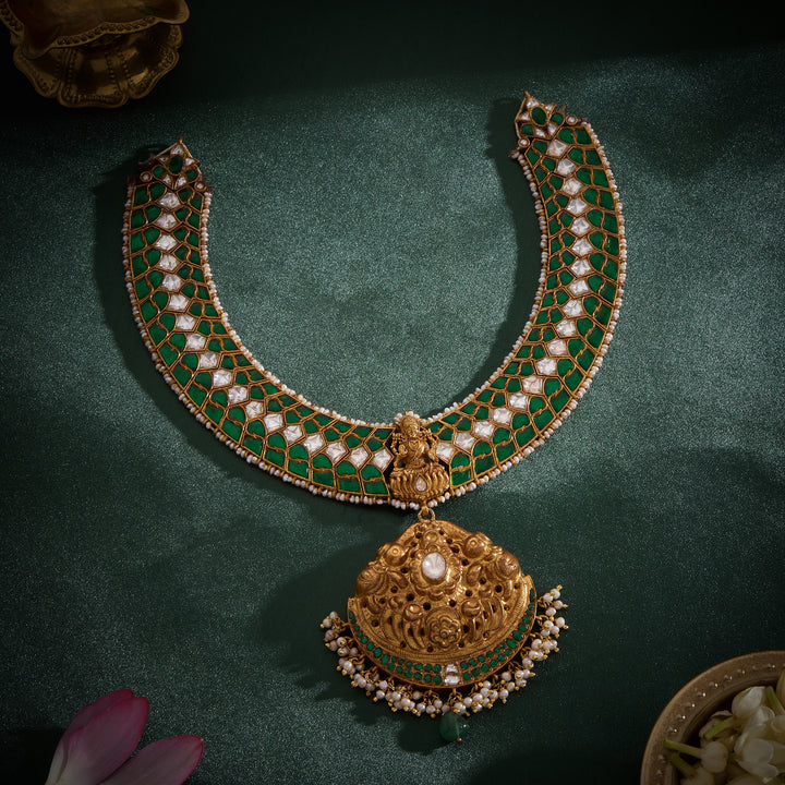 Lakshmika Kundan Short Necklace