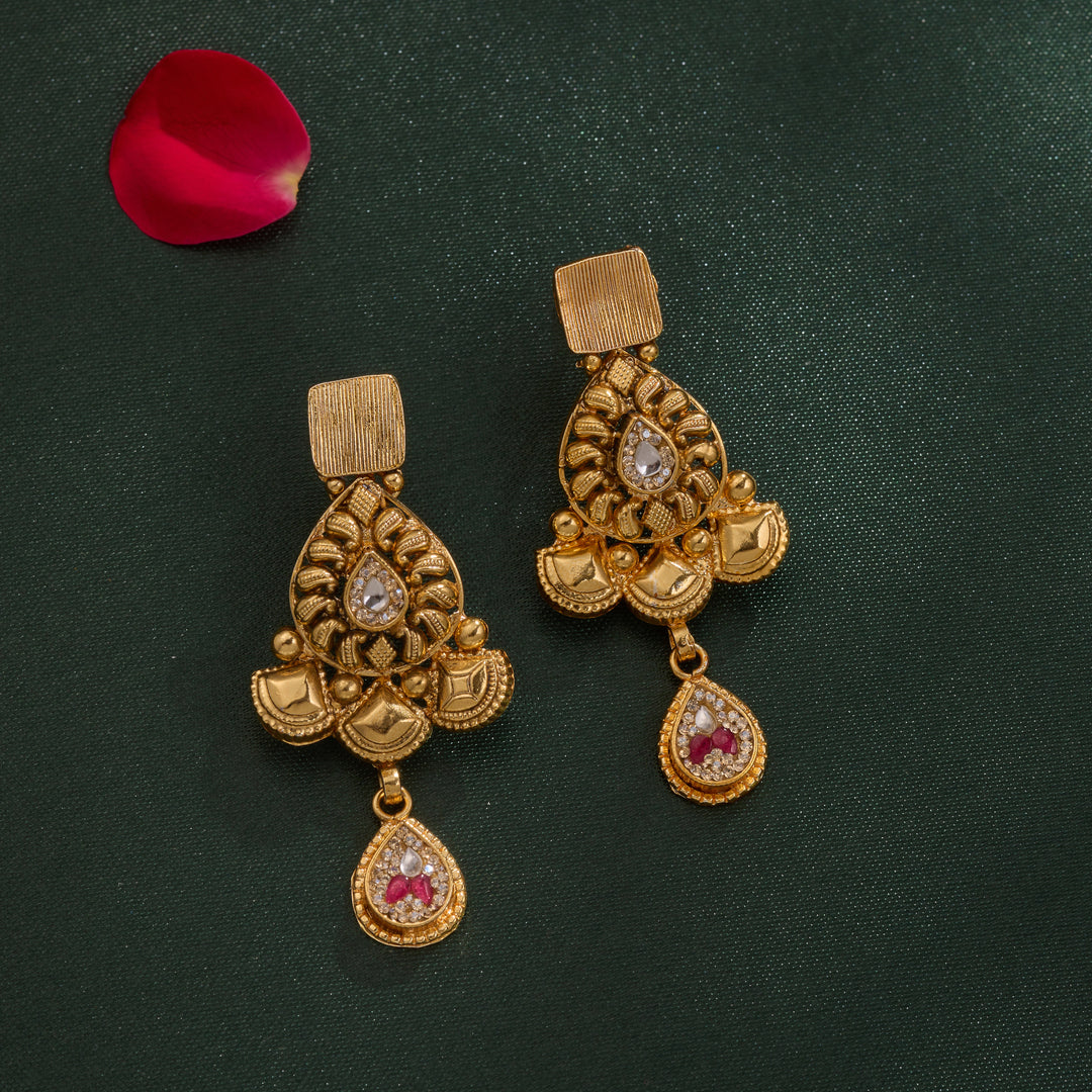 Floraaura Necklace Set