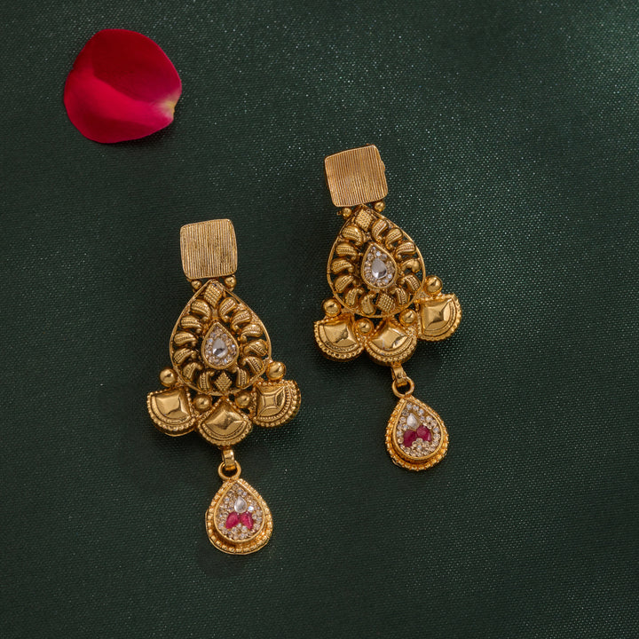 Floraaura Necklace Set